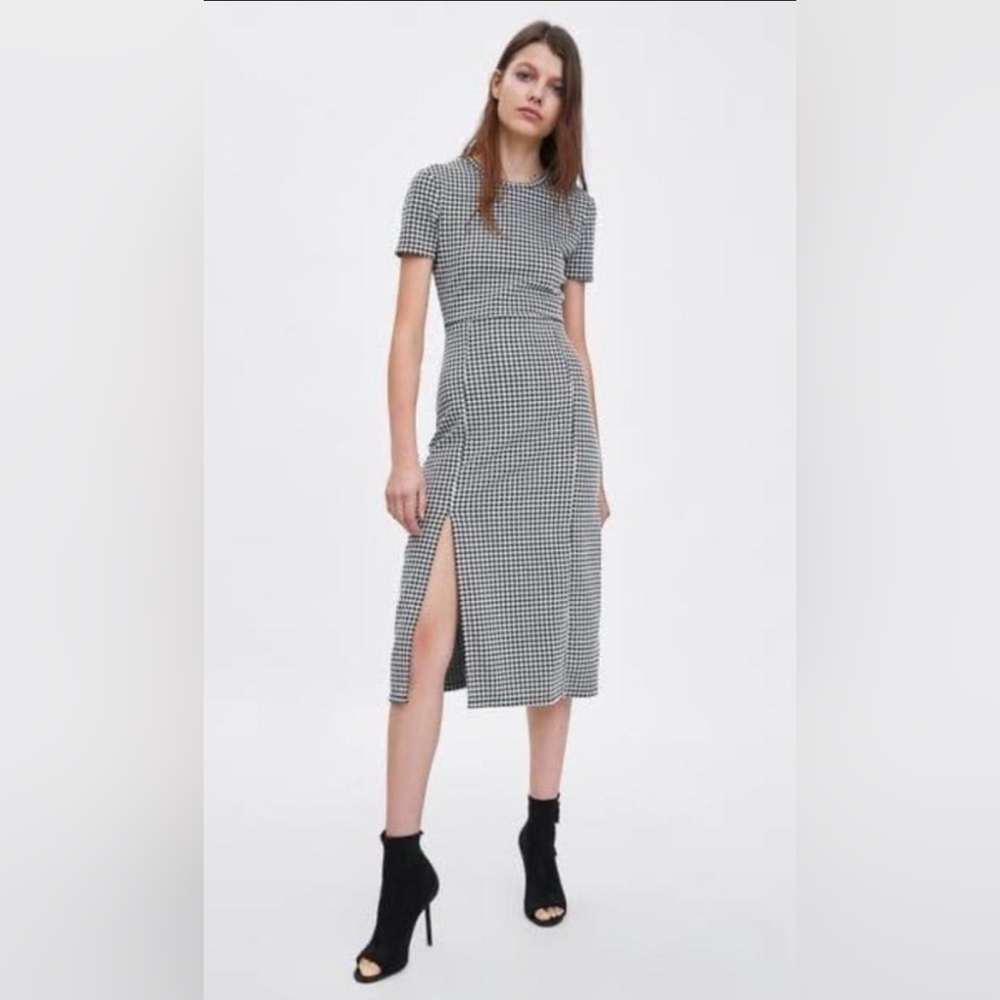 Zara Women’s Plaid Gingham White And Black Midi Dress With Slit Size S